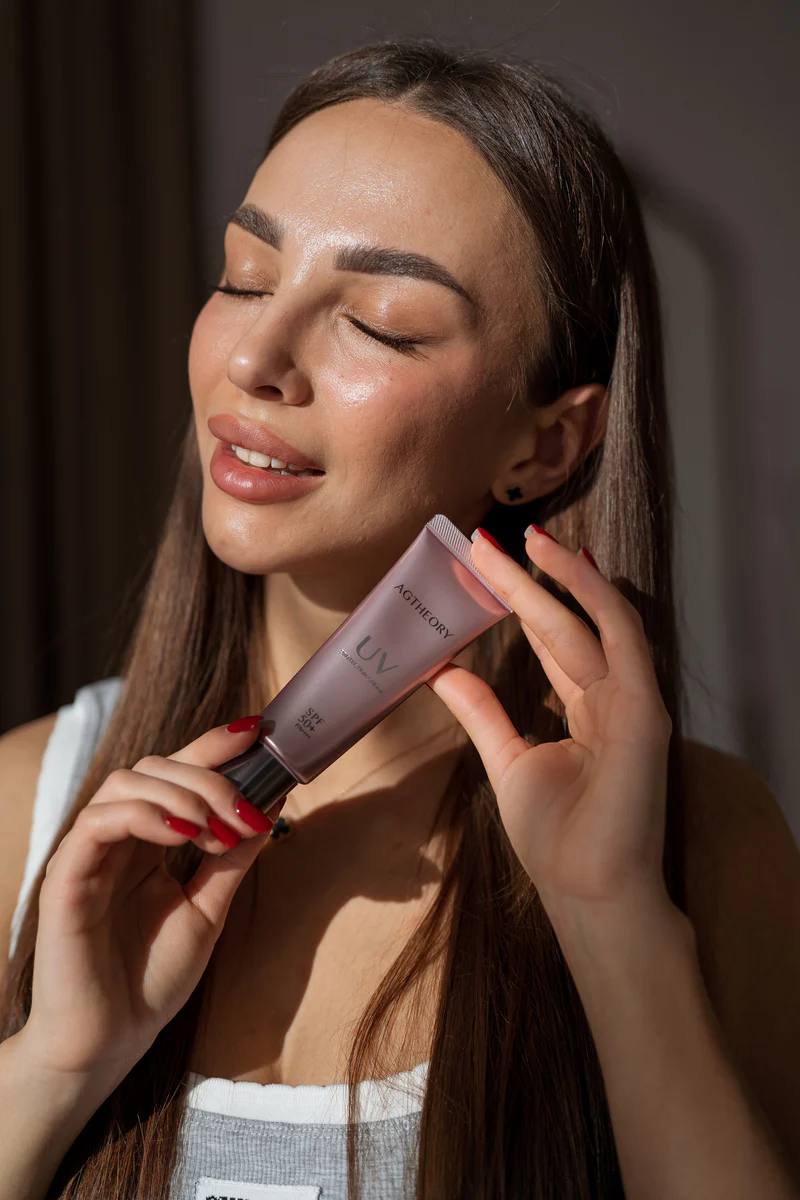 AXXZIA AGTheory UV-захисний крем SPF50+ PA++++